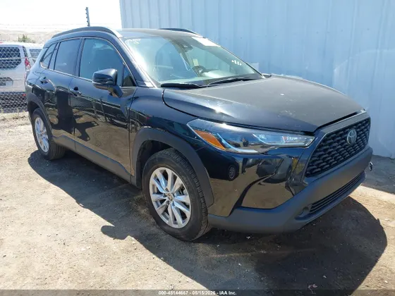 2022 Toyota Corolla Cross LE
