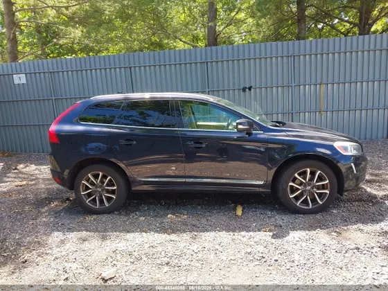 2016 Volvo XC60 T6