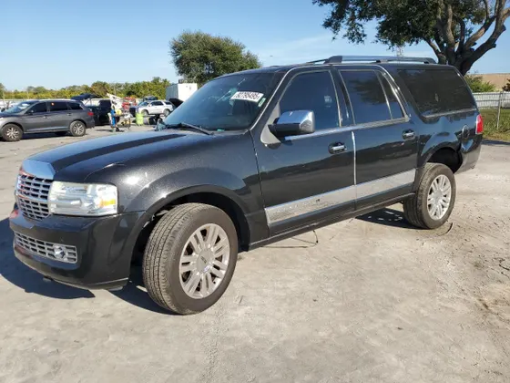 2012 Lincoln Navigator L L