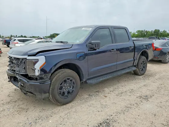 2025 Ford F-150 Lightning XLT