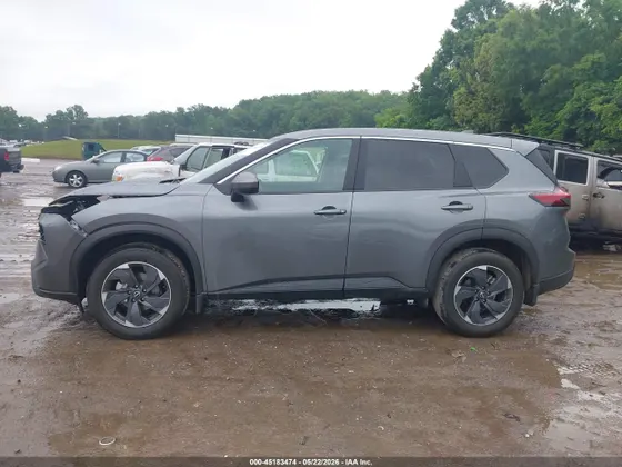 2025 Nissan Rogue SV
