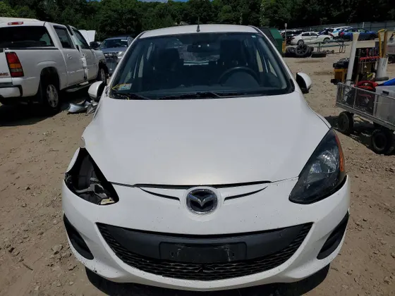 2012 Mazda Mazda2 Sport