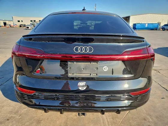 2024 Audi Q8 e-tron Sportback S line Premium Plus
