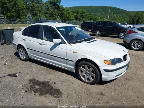 2002 BMW 3 Series 325xi