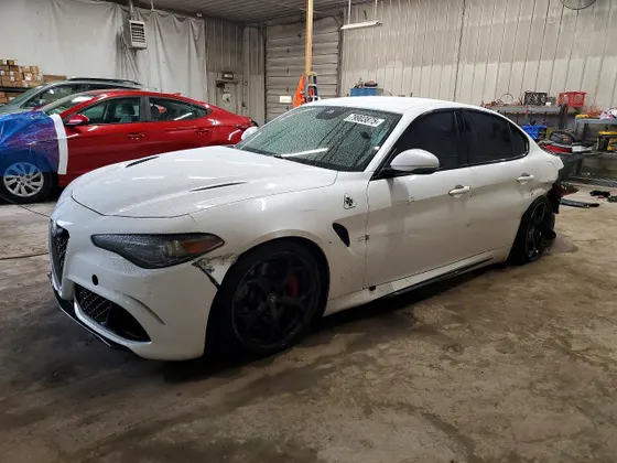 2017 Alfa Romeo Giulia Quadrifoglio GIULIA