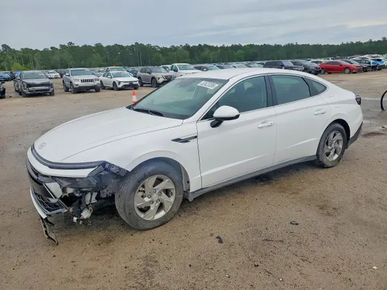 2025 Hyundai Sonata SE
