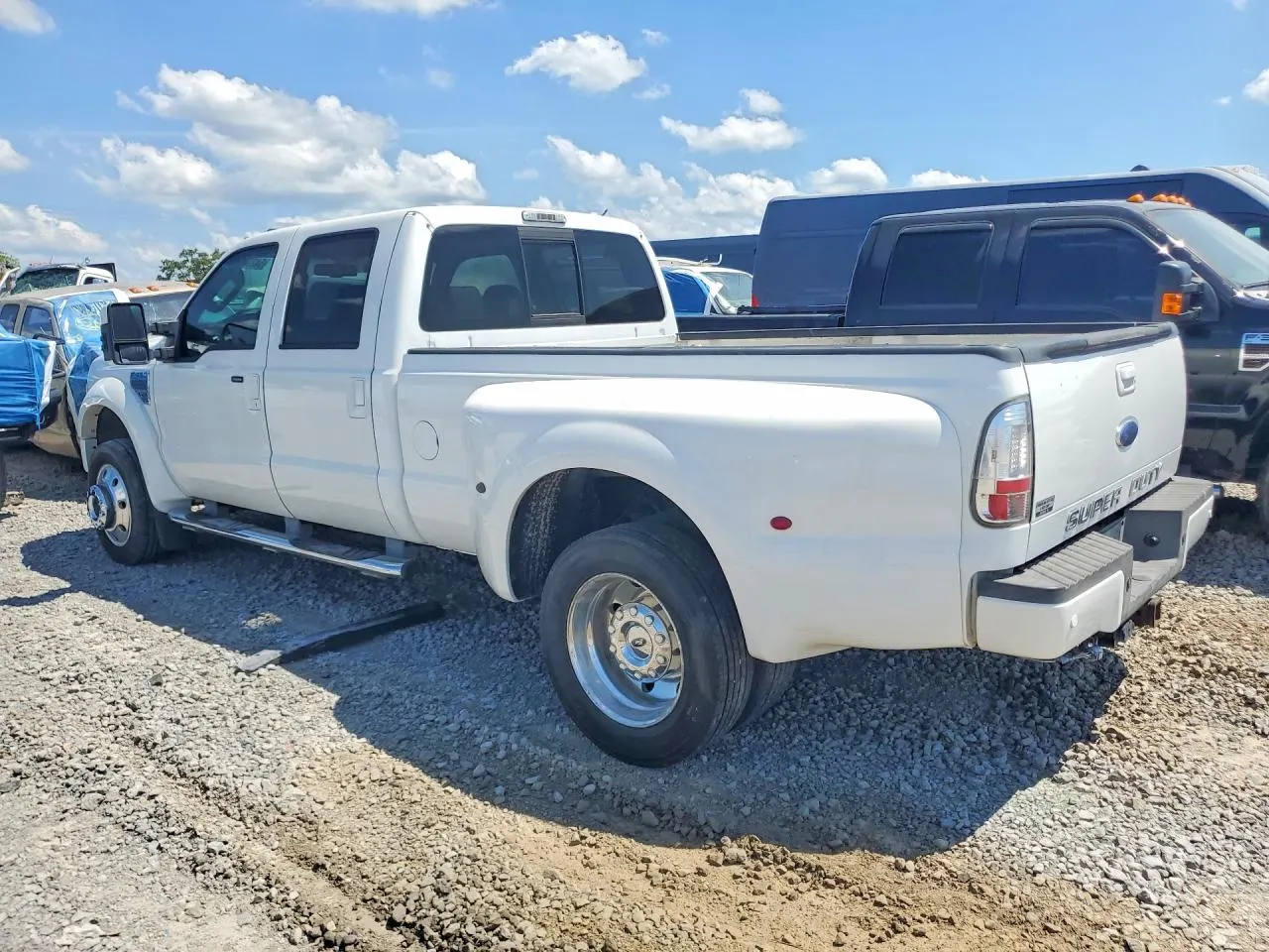 2008 Ford Super Duty F-450 DRW XL
