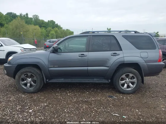 2004 Toyota 4Runner SR5