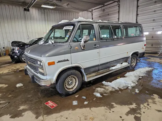 1992 Chevrolet Sport Van G20