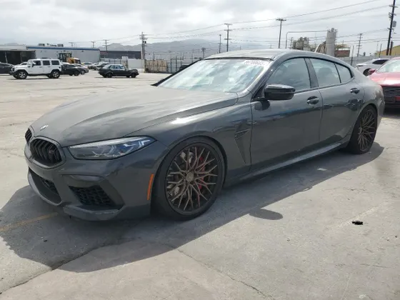 2022 BMW M8 Competition