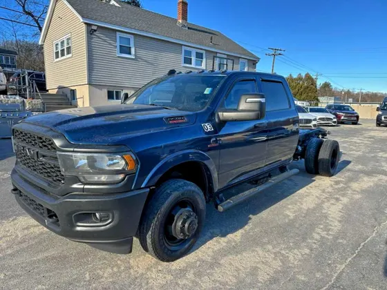 2023 Ram 3500 Chassis Cab Tradesman