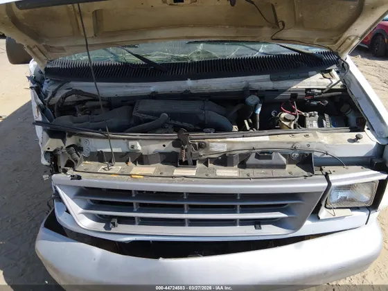 1995 Ford Club Wagon XL