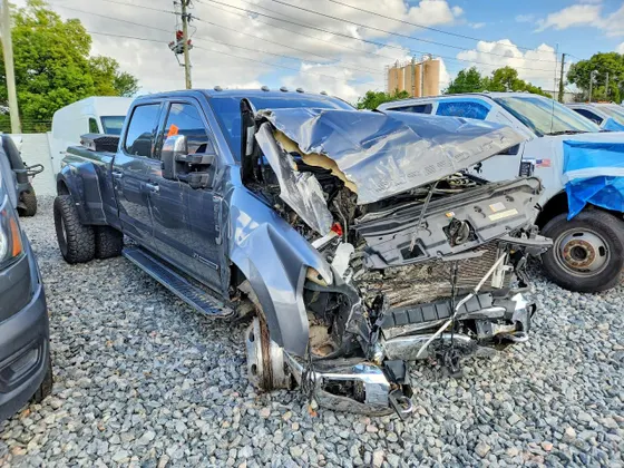 2022 Ford Super Duty F-350 DRW XLT
