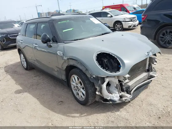 2018 MINI Clubman Cooper