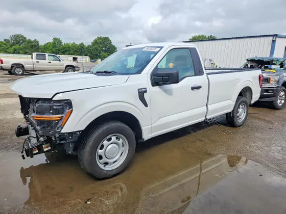 2025 Ford F-150 XL