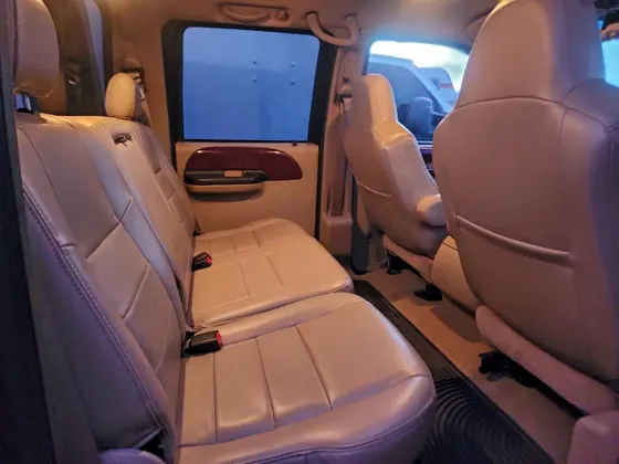2006 Ford F-550 SUPER DUTY