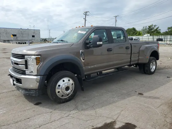 2019 Ford Super Duty F-450 DRW XL