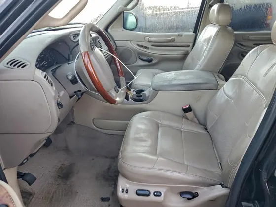 2002 Lincoln Navigator
