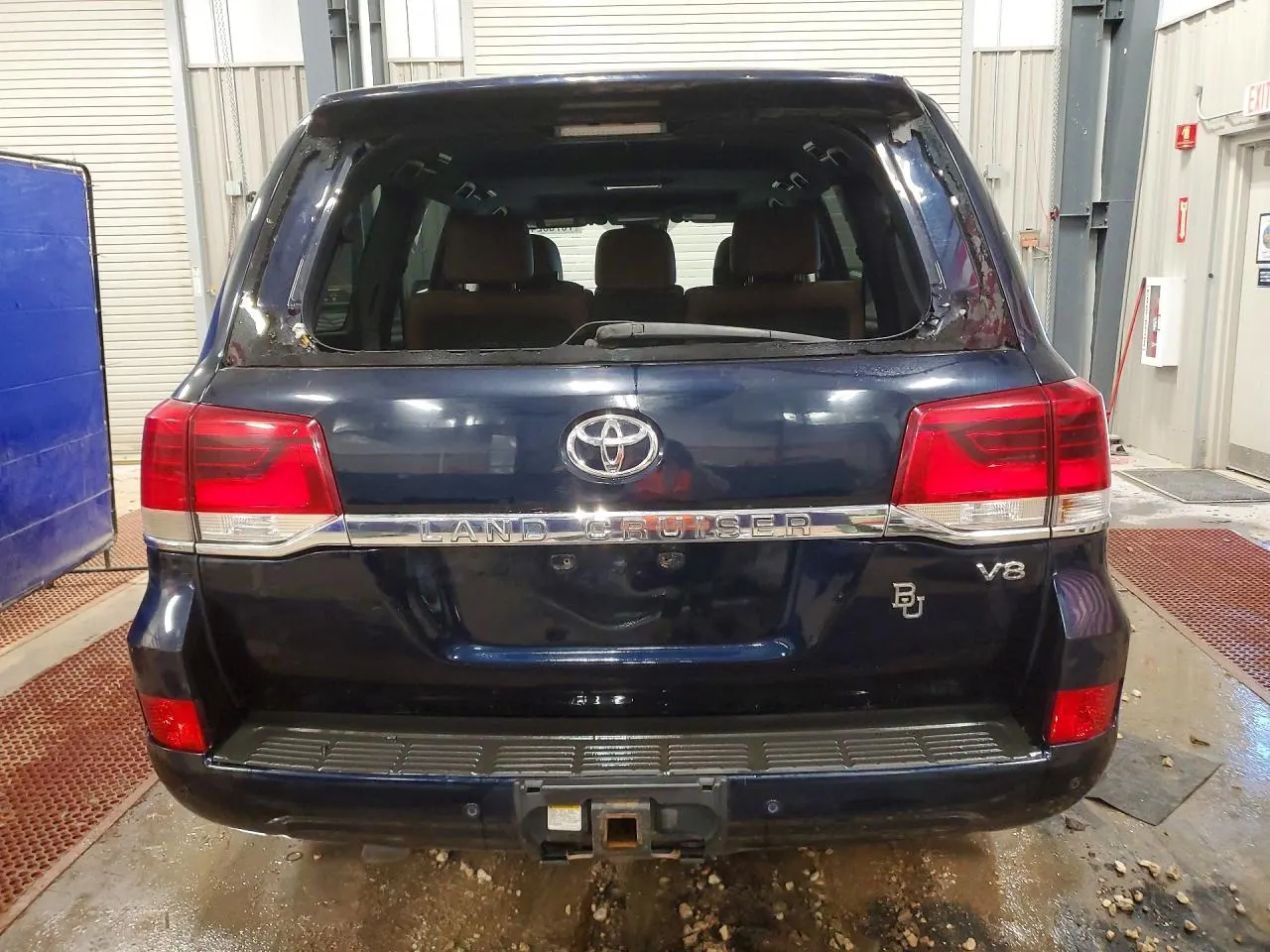 2016 Toyota Land Cruiser