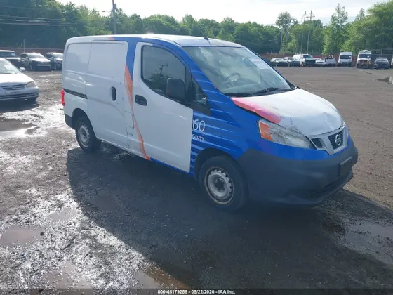 2013 Nissan NV200 SV