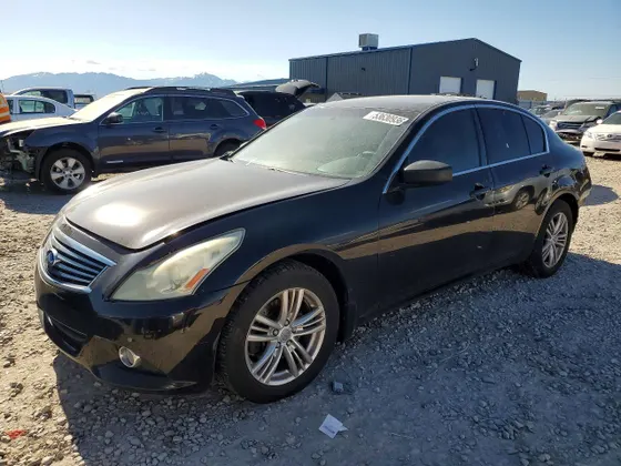2012 INFINITI G37 Sedan x