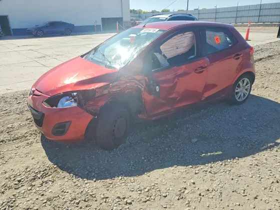 2014 Mazda Mazda2 Sport
