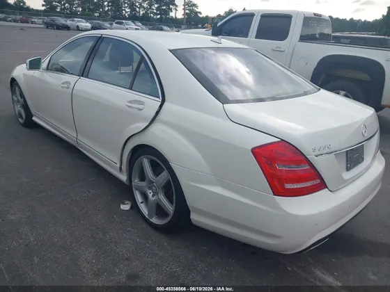 2011 Mercedes-Benz S-Class S 550