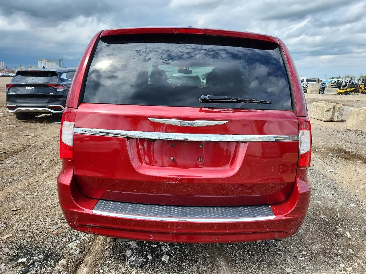 2012 Chrysler Town & Country Touring-L