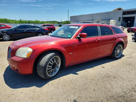 2005 Dodge Magnum RT