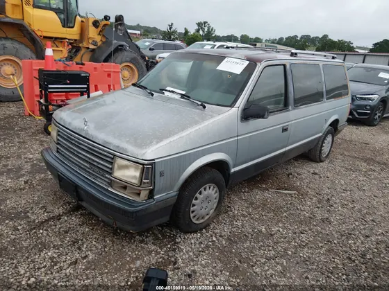 1990 Plymouth GRAND VOYAGER LE