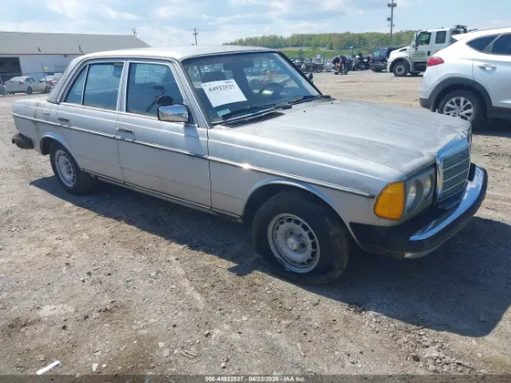 1984 Mercedes-Benz 300 Series 300D-T