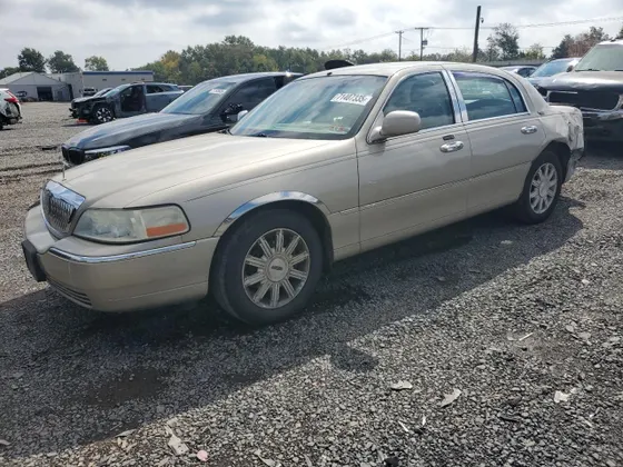 2008 Lincoln Town Car Limited