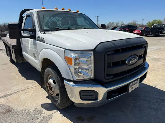 2015 Ford Super Duty F-350 DRW XL