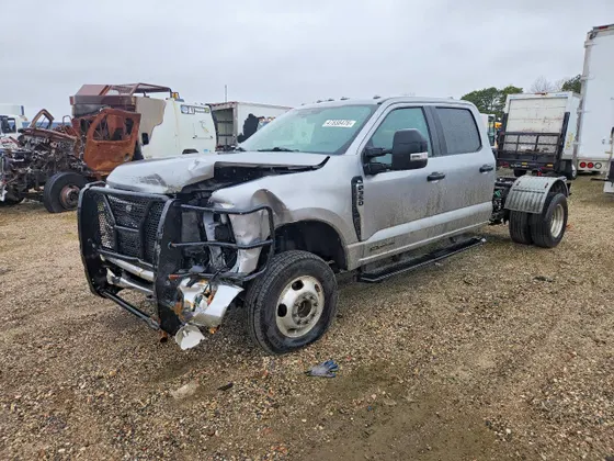 2023 Ford Super Duty F-350 DRW XL