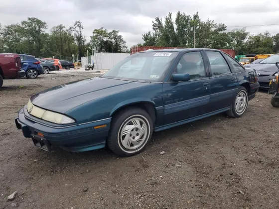 1995 Pontiac Grand Prix SE