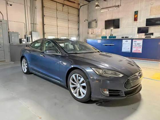 2014 Tesla Model S 60 kWh Battery