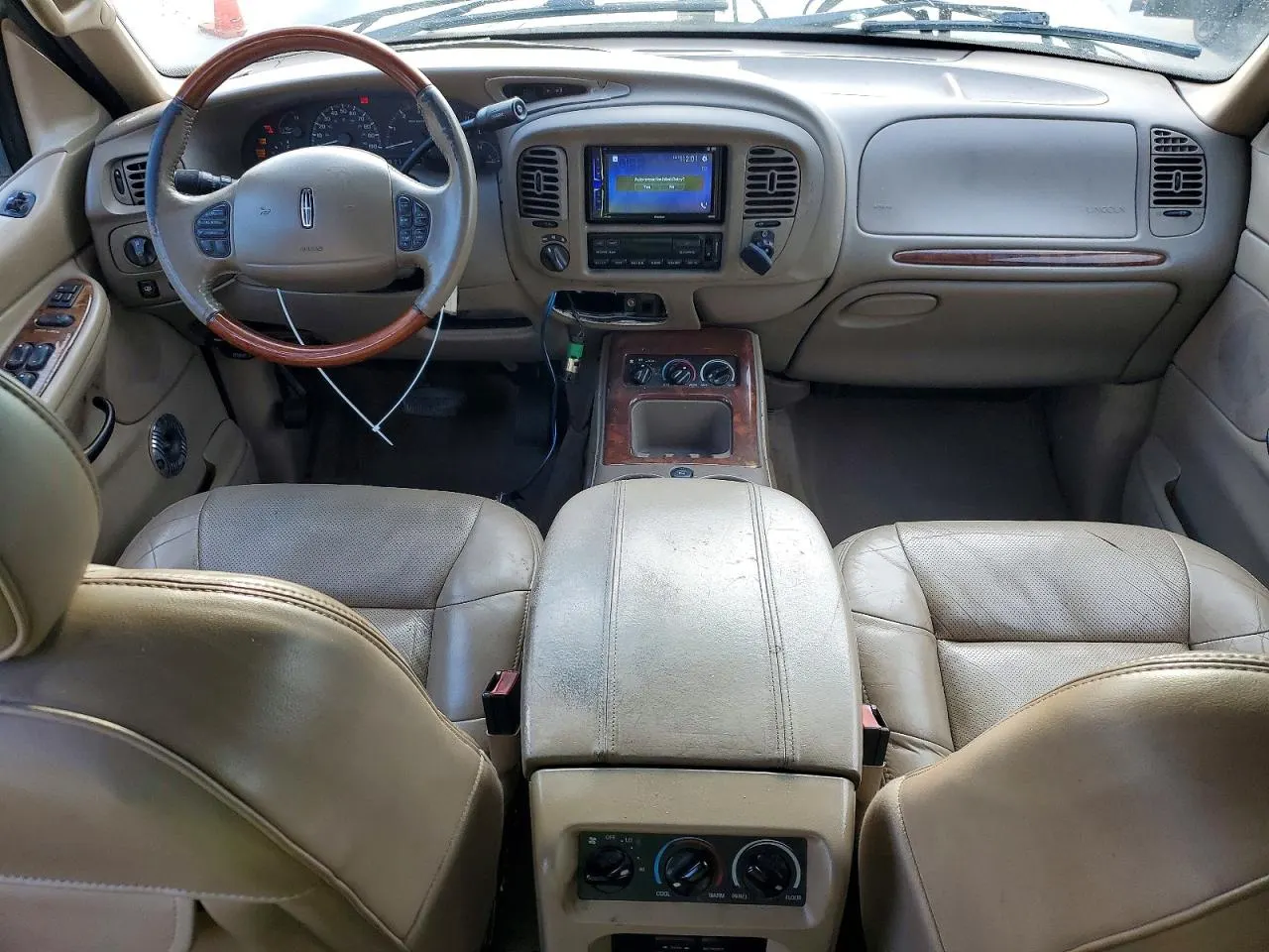 2002 Lincoln Navigator