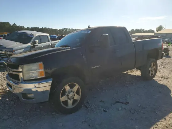 2011 Chevrolet Silverado 3500HD Built After Aug 14 Work Truck