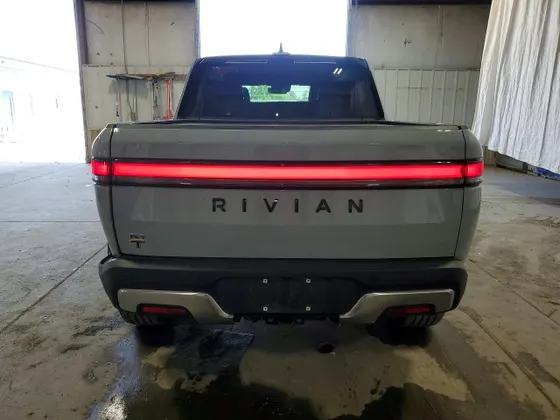 2022 Rivian R1T Launch Edition