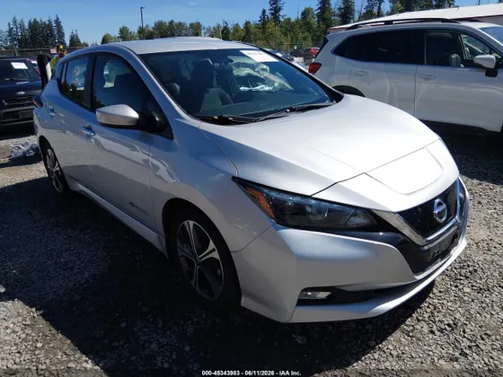 2018 Nissan LEAF SL