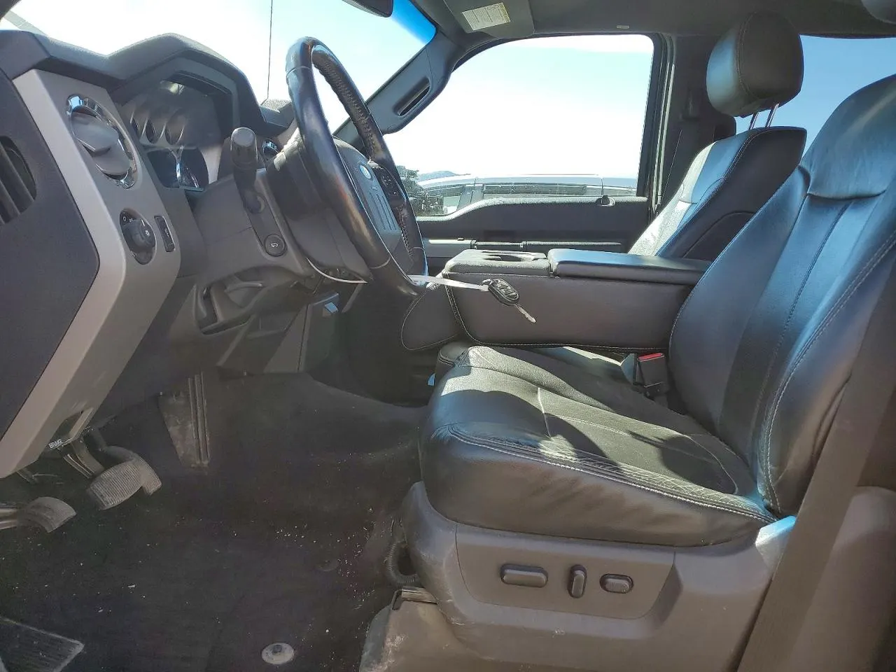 2013 Ford Super Duty F-350 DRW XLT