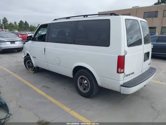 2001 GMC Safari Passenger SLE