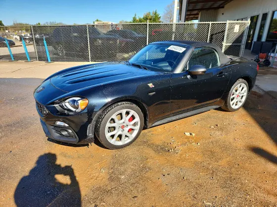 2018 FIAT 124 Spider Classica