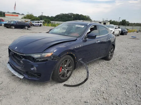 2018 Maserati Levante S GranLusso