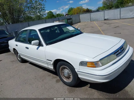 1995 Ford Crown Victoria LX