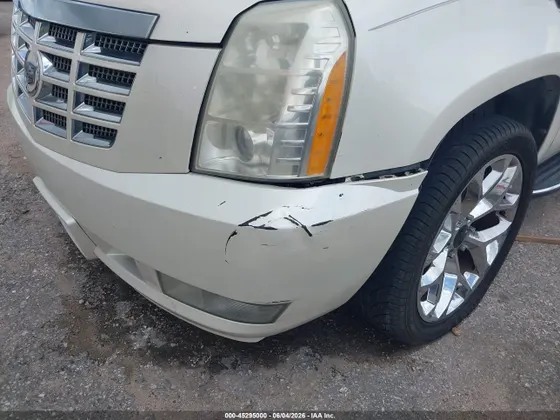 2008 Cadillac Escalade STANDARD