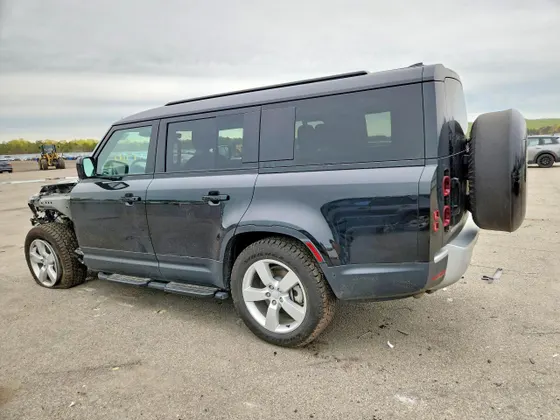 2025 Land Rover Defender S