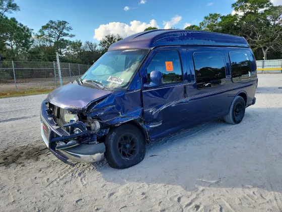 2002 GMC Savana Passenger RV G1500
