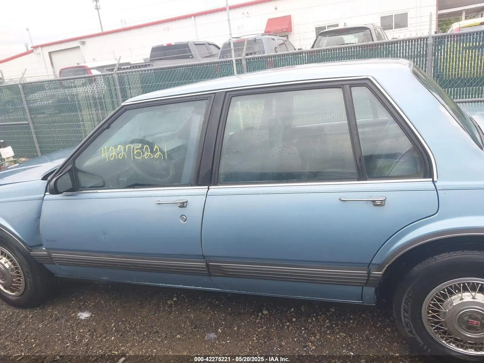 1991 Oldsmobile Delta 88 ROYALE