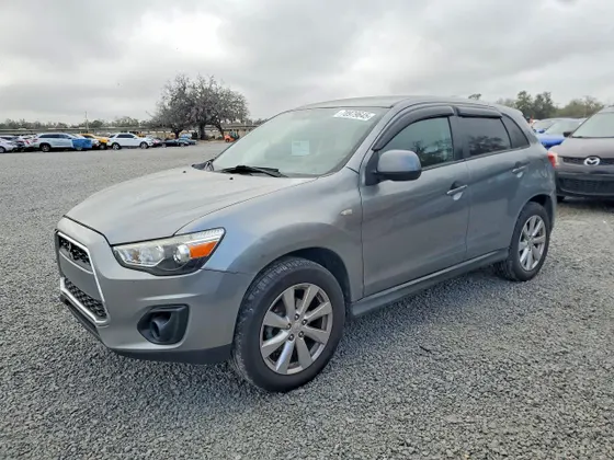 2014 Mitsubishi Outlander Sport ES